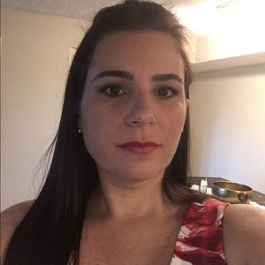 Meet your Posher, Pamela